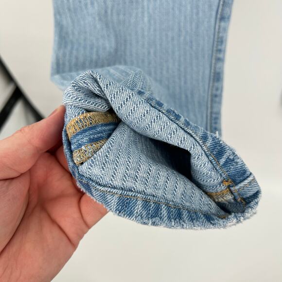 Women's 501 Levi's '81 Striped Denim High Rise Tapered Leg Mom Jeans A46990006 - Picture 10 of 11